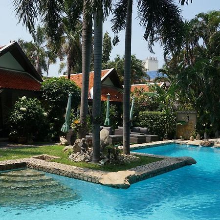 LePrive Resort Pattaya Extérieur photo